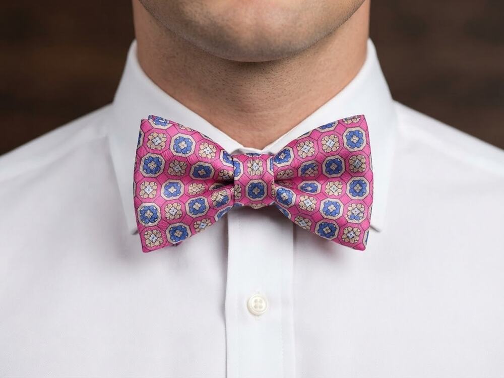 NWT Daniel Cremieux pink yellow blue medallion cotton bow tie
